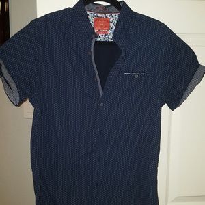 Mens button up short sleeve shirt